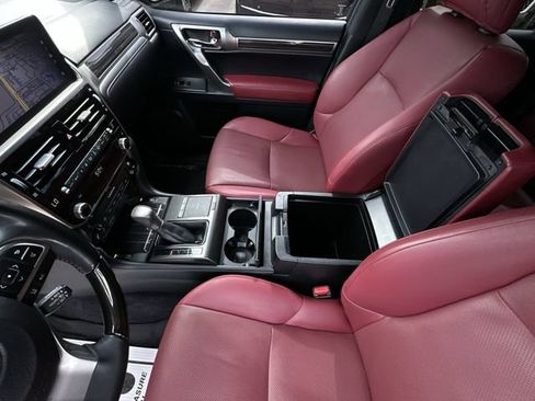 Used 2022 Lexus GX 460 Premium w/ Premium Package AWD/4WD image 29