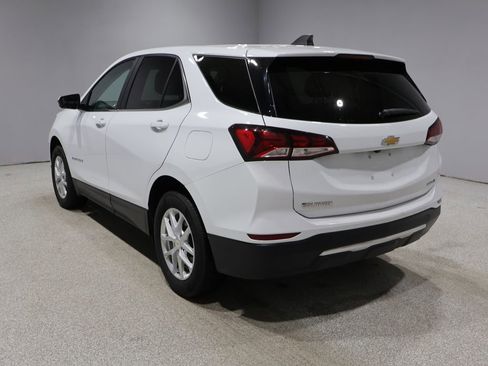Used 2023 Chevrolet Equinox LT image 5