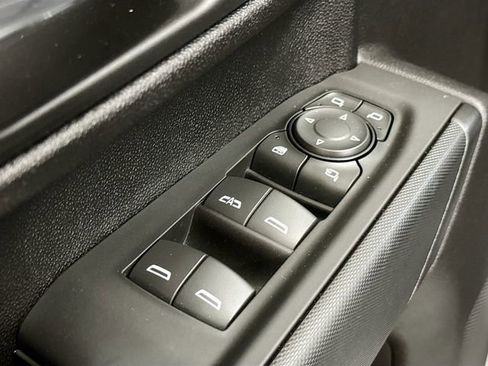 Used 2026 Chevrolet Silverado 2500 Custom w/ Custom Value Package image 18