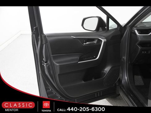 Certified 2025 Toyota RAV4 XLE FWD image 4