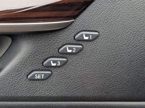 Used 2017 Lexus ES 350 w/ Premium Package image 21