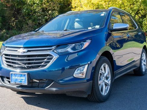 Used 2021 Chevrolet Equinox Premier image 2