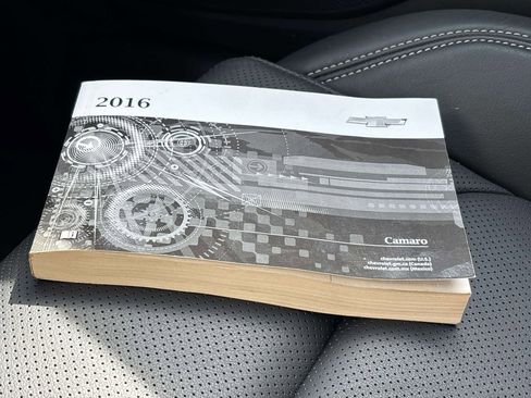 Used 2016 Chevrolet Camaro SS image 29