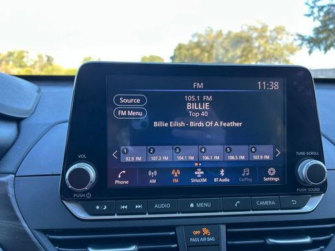 Used 2023 Nissan Altima 2.5 SV image 23