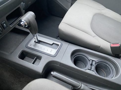 Used 2014 Nissan Xterra S image 19