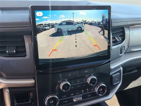 Used 2022 Ford Expedition XL image 31