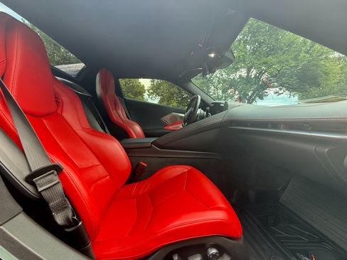 Used 2023 Chevrolet Corvette Stingray Preferred Conv w/ 2LT RWD image 21