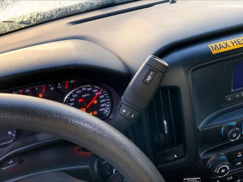 Used 2017 Chevrolet Silverado 1500 W/T w/ WT Fleet Convenience Package AWD/4WD image 15