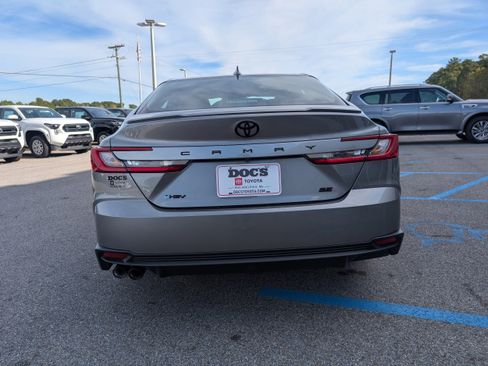 New 2026 Toyota Camry SE image 4