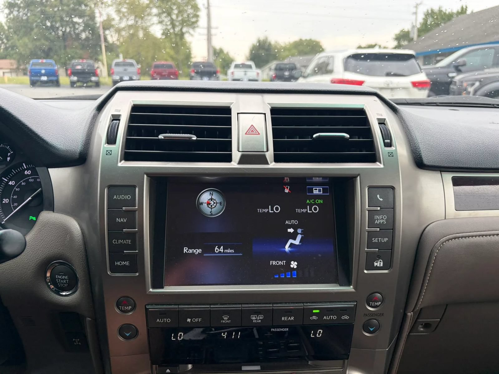 Used 2015 Lexus GX 460 Luxury AWD/4WD image 13
