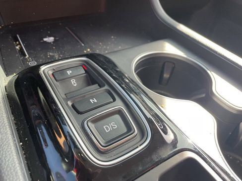 Used 2025 Honda Pilot EX-L image 5