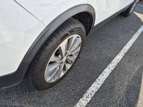Used 2019 Buick Encore Preferred FWD image 10