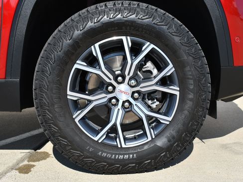 Used 2024 GMC Acadia AT4 w/ Super Cruise Package image 12