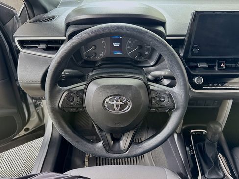 Used 2024 Toyota Corolla Cross AWD Hybrid image 14