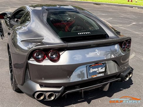 Used 2018 Ferrari 812 Superfast RWD image 49