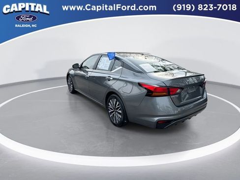 Used 2024 Nissan Altima 2.5 SV image 6