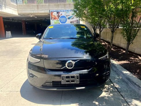 Certified 2023 Volvo C40 P8 Recharge Ultimate AWD/4WD image 2