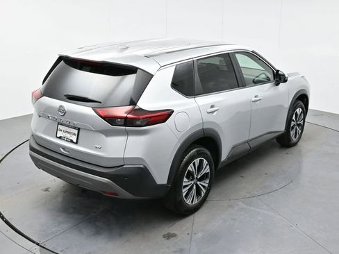 Used 2023 Nissan Rogue SV image 37