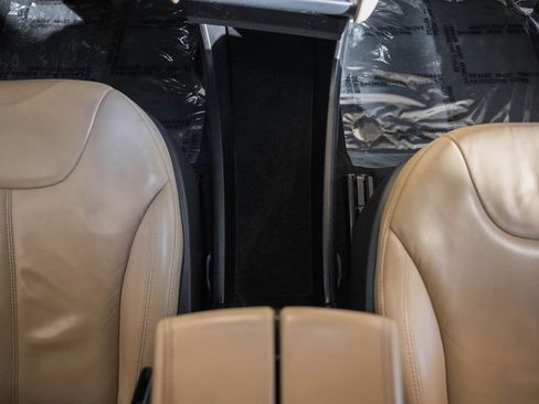 Used 2013 Tesla Model S image 21