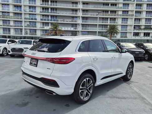 New 2025 Audi Q5 Premium image 6