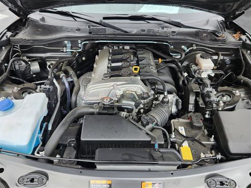 Used 2023 MAZDA MX-5 Miata Grand Touring w/ Weather Package image 16