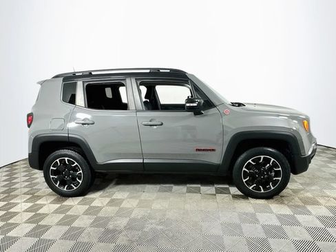 Used 2023 Jeep Renegade Trailhawk w/ Sun/Sound Group AWD/4WD image 2