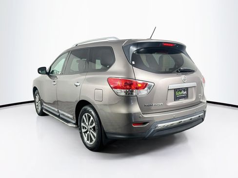 Used 2014 Nissan Pathfinder SL AWD/4WD image 5