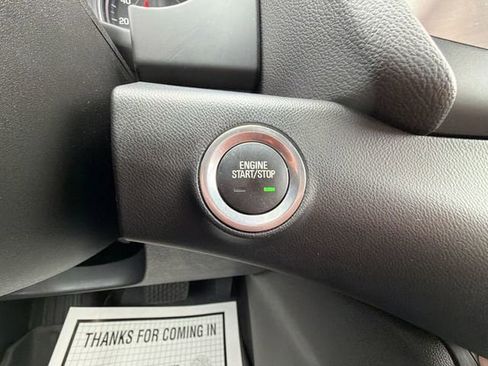 Used 2022 GMC Terrain SLT w/ Tech Package AWD/4WD image 21
