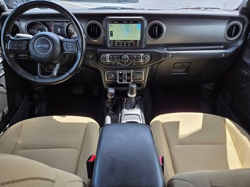 Used 2022 Jeep Gladiator Sport AWD/4WD image 15