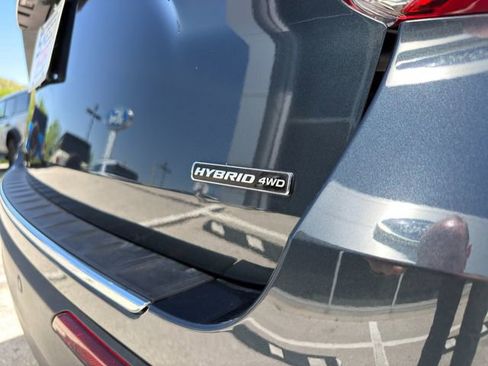 Used 2022 Ford Explorer Limited w/ Hybrid Equipment Group 310A AWD/4WD image 12