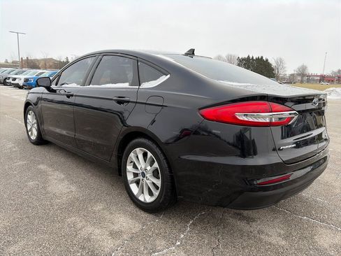Used 2020 Ford Fusion SE image 5