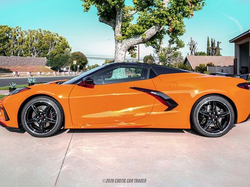 Used 2023 Chevrolet Corvette Stingray Preferred Conv w/ Z51 Performance Package RWD image 14