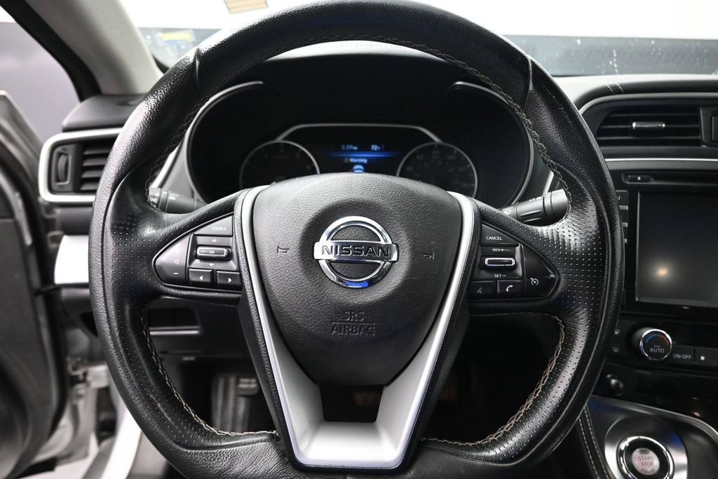 Used 2017 Nissan Maxima 3.5 SV FWD image 19