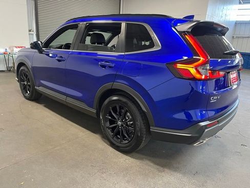 Used 2025 Honda CR-V Sport-L image 5