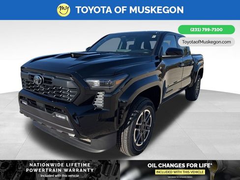 New 2025 Toyota Tacoma TRD Sport image 3