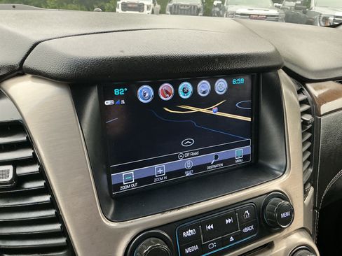 Used 2019 GMC Yukon Denali w/ Open Road Package AWD/4WD image 23