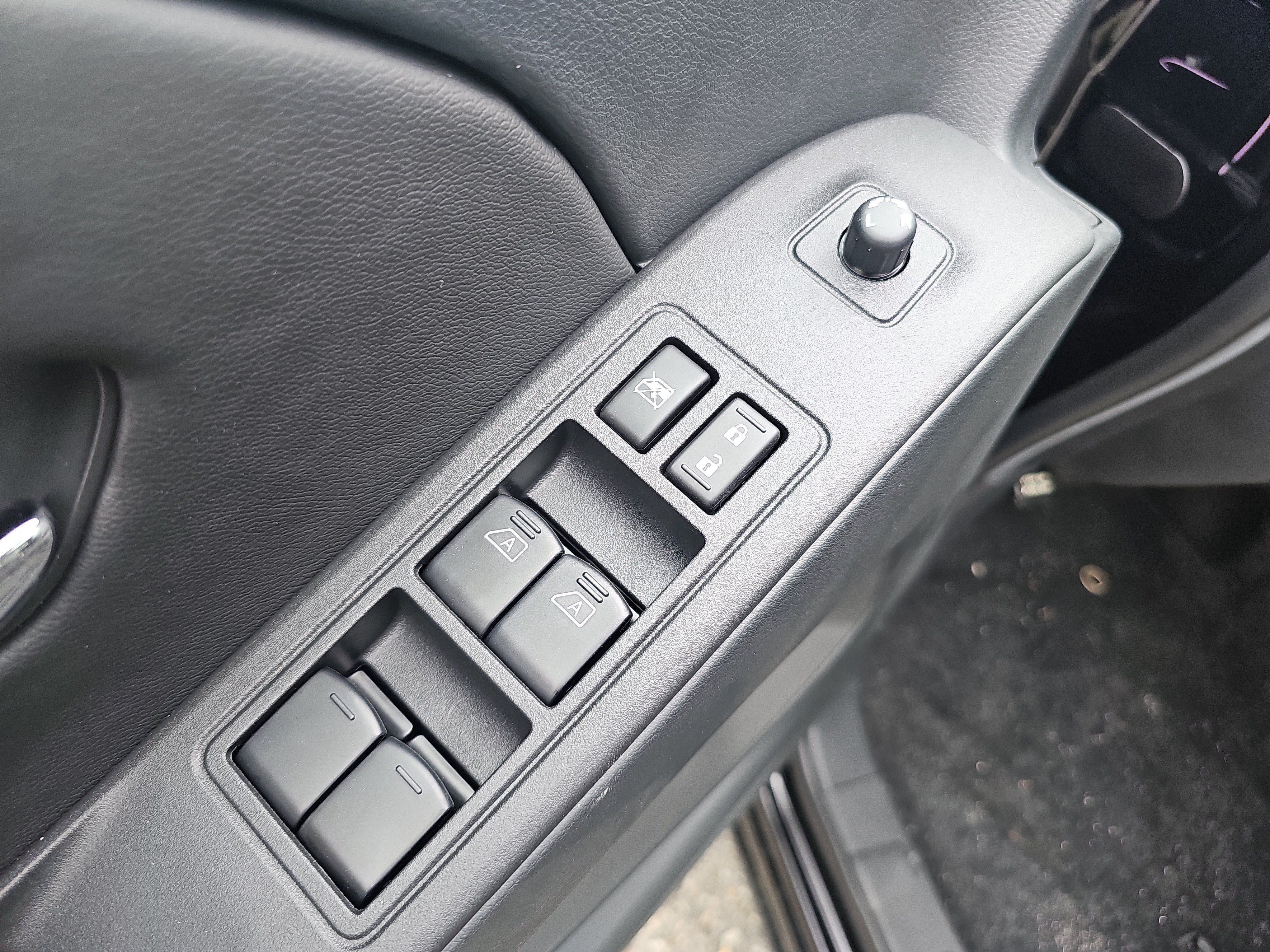 New 2026 Nissan Frontier SV w/ All-Weather Content Package AWD/4WD image 18