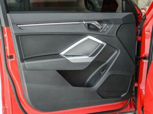 Used 2021 Audi Q3 2.0T Premium Plus w/ Premium Plus Package image 39