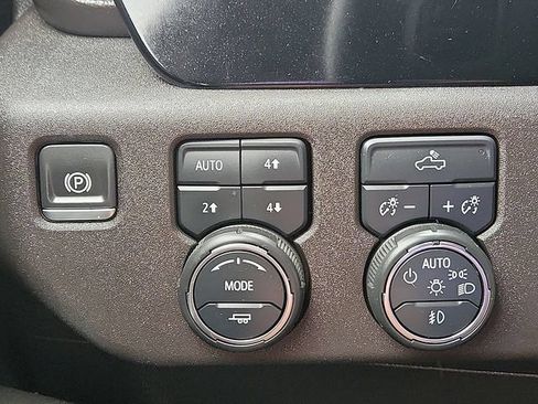Used 2024 Chevrolet Silverado 1500 RST AWD/4WD image 20
