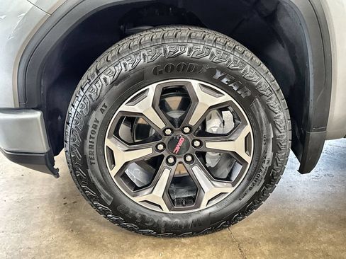 Used 2026 GMC Sierra 1500 Elevation AWD/4WD image 32