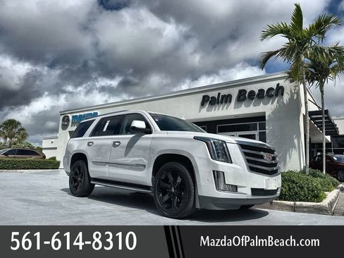 Used 2018 Cadillac Escalade Luxury AWD/4WD image 1