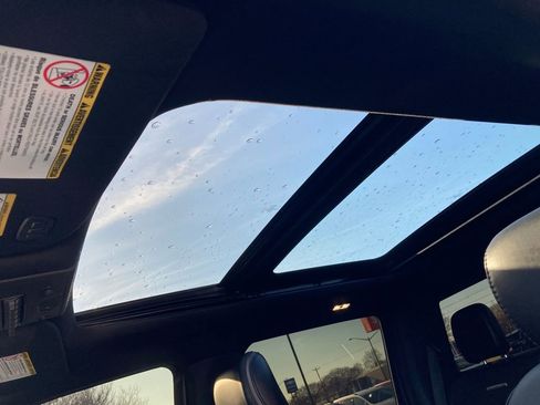 Used 2020 Ford F350 Platinum w/ FX4 Off-Road Package image 22