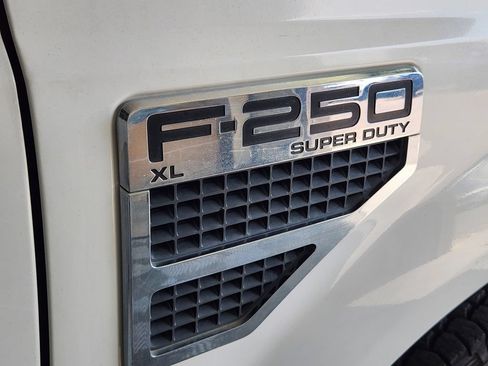 Used 2008 Ford F250 XL RWD image 12