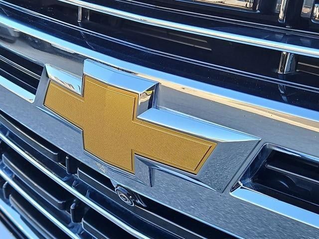 Used 2022 Chevrolet Tahoe LT w/ LT Signature Plus Package RWD image 31