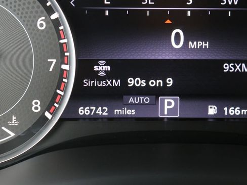 Used 2024 Nissan Armada SL image 60