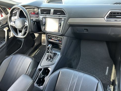 Certified 2024 Volkswagen Tiguan SE R-Line FWD image 10