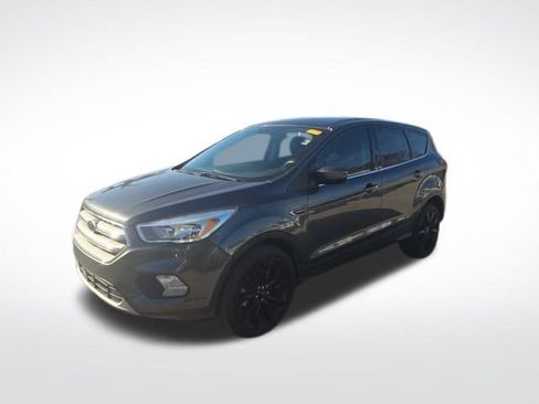 Certified 2019 Ford Escape SE image 3