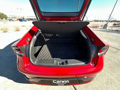 Used 2023 Toyota Prius Limited w/ Limited Premium Package image 29