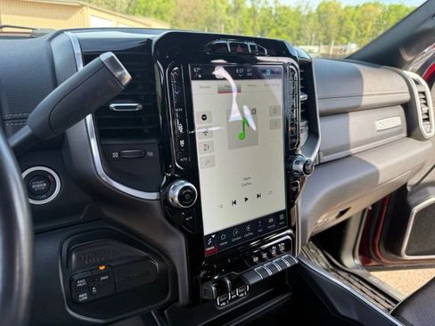 Used 2022 RAM 2500 Laramie AWD/4WD image 27
