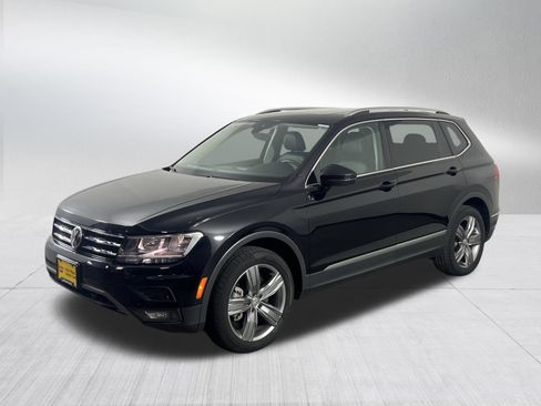 Used 2021 Volkswagen Tiguan SEL image 3